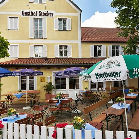 Hotel Gasthof Stocker Obertraubling Екстериор снимка