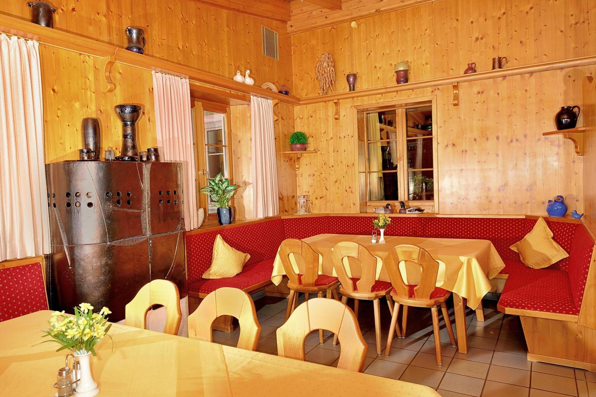 Hotel Gasthof Stocker Obertraubling Екстериор снимка