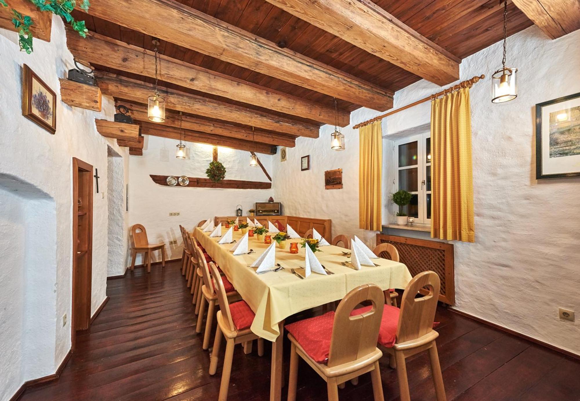 Hotel Gasthof Stocker Obertraubling Екстериор снимка