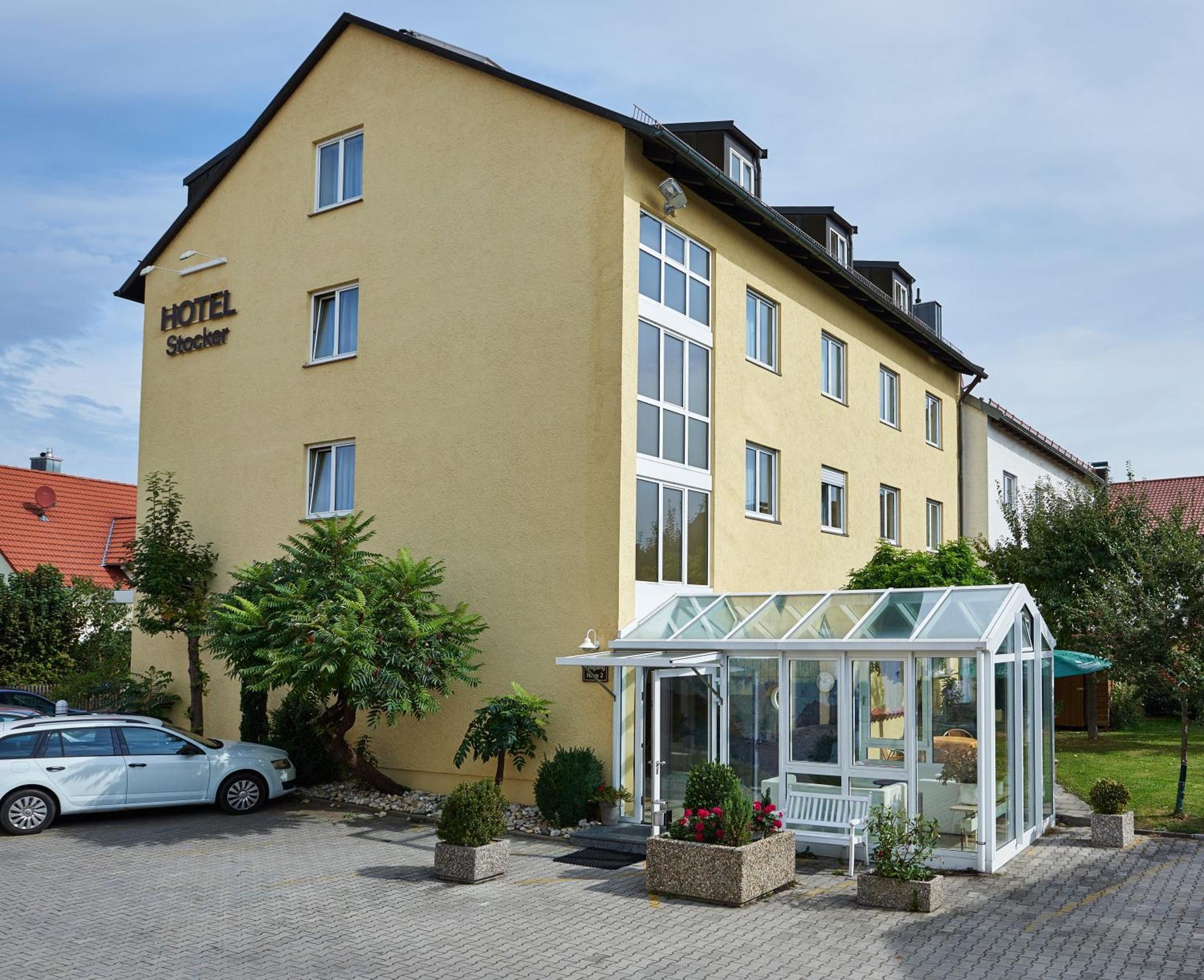 Hotel Gasthof Stocker Obertraubling Екстериор снимка